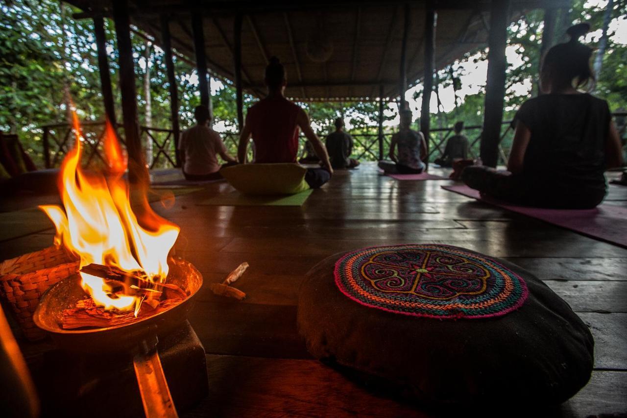 Chirapa Manta Amazon Lodge Lamas Exterior photo